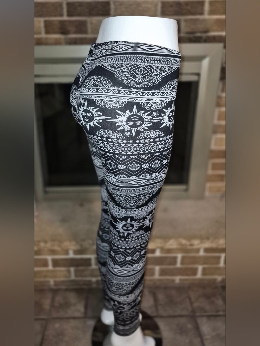 Just Cozy Fleece Leggings XS/S & M/L Tapestry Print
